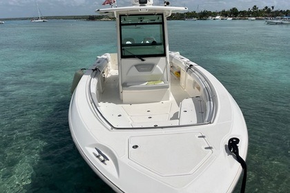 Charter Motorboat Boston Whaler OUTRAGER 32 Bayahibe