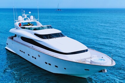 Hire Motor yacht Maiora 30 Marbella