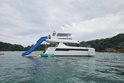 Hire Catamaran Leopard - Robertson & Caine Leopard 40 PC Phuket