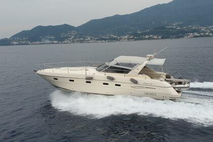 Aluguel Lancha Fiart Mare 42 Genius Nápoles