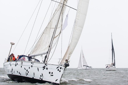 Miete Segelboot Beneteau Cyclades 50.5 Cadzand