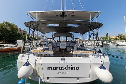 Hire Sailboat Bavaria C42 Zadar