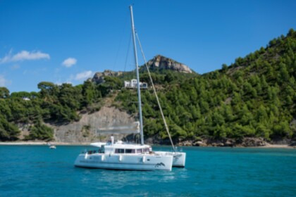 Rental Catamaran Lagoon Lagoon 450 Marseille