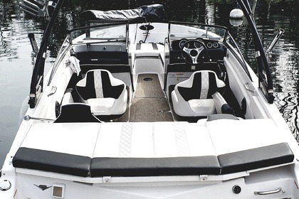 Location Bateau à moteur Glastron 205 Gts Thonon-les-Bains