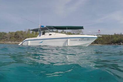 Hire Motorboat Gulf Craft 370 Express Phuket