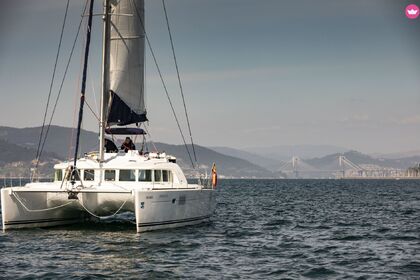 Charter Catamaran Lagoon Lagoon 440 Baiona