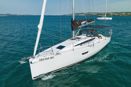 Hire Sailboat  Elan E4 Biograd na Moru