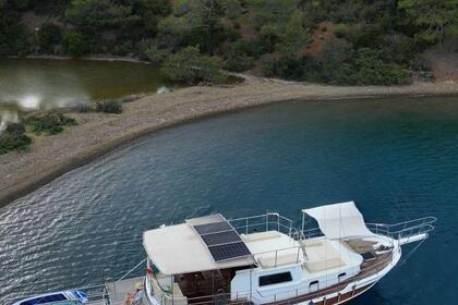 Verhuur Gulet Custom built gulet with a capacity of 4 people 2023 model gulet Göcek