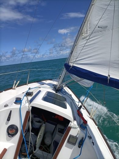 Saint-Cast-le-Guildo Sailboat Beneteau First 211 alt tag text