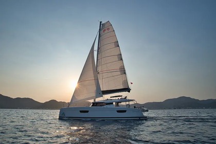 Hire Catamaran Fountaine Pajot Saona 47 Marmaris