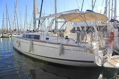 Location Voilier Beneteau Oceanis 38.1 Cambrils