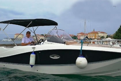 Verhuur Motorboot QUICKSILVER 755 Poreč