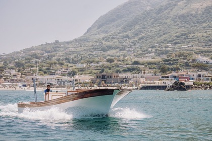Charter Motorboat Gozzo Andor Ischia