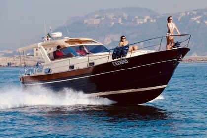 Hire Motorboat Nautica Esposito Futura 38 Torre Annunziata