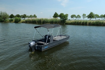 Verhuur Motorboot Qwest F401 Maasdam