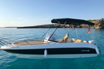 Aluguel Lancha Marion 560 Sundeck Minorca