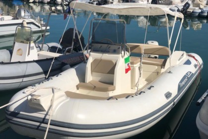 Noleggio Barca senza patente  Capelli Tempest 570 Bisceglie