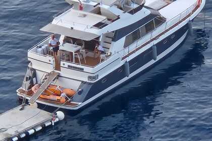 Hire Motorboat Johnson 55 Fly Polignano a Mare