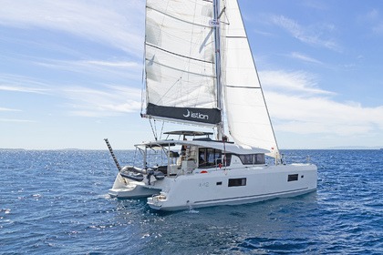 Hire Catamaran  Lagoon 42 A/C & GEN Volos