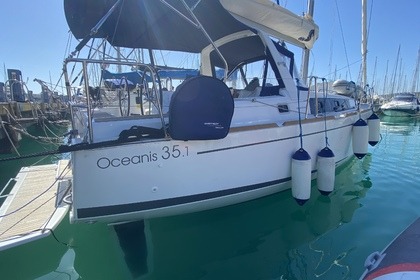 Noleggio Barca a vela Beneteau Oceanis 35.1 Castiglioncello