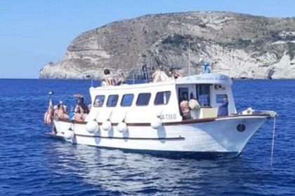 Hire Motorboat Gallipoli Gozzo Forio