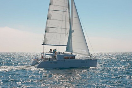 Charter Catamaran Lagoon Lagoon 450 F with A/C Nassau