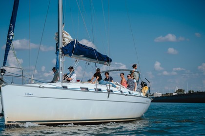 Charter Sailboat Beneteau Cyclades 43.4 La Rochelle