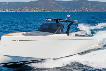 Location Yacht à moteur PARDO YACHTS PARDO 43 Grimaud