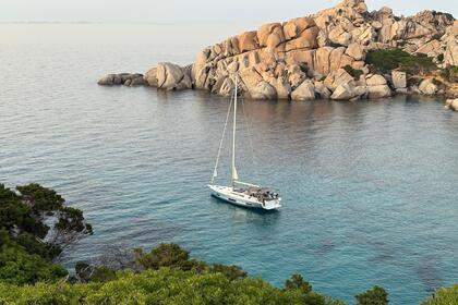 Rental Sailboat Dufour 470 Portisco