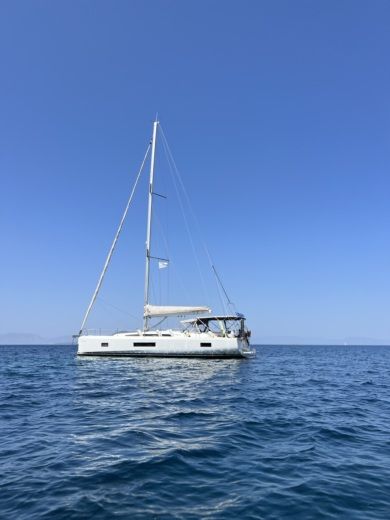 Atenas Sailboat Beneteau Oceanis 51.1 alt tag text