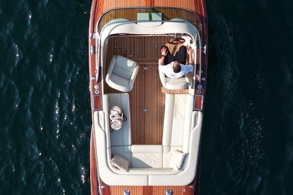 Location Bateau à moteur Comitti Venezia 24 Menaggio