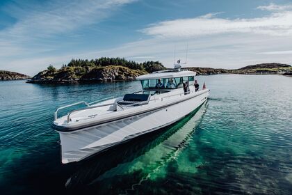 Hire Motorboat Axopar 2020 Bergen