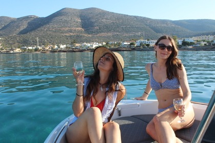 Hire Boat without licence  Compass 150 Stalida