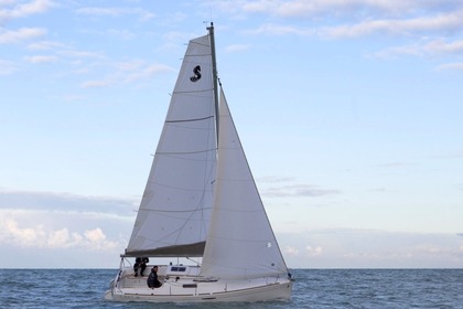 Rental Sailboat BENETEAU First 25 S Arzon
