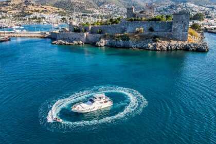 Charter Motor yacht Princess 55 Bodrum