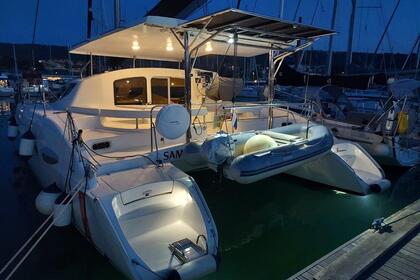 Location Catamaran Fountaine Pajot Lavezzi 40 Izola