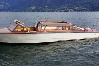 Rental Motorboat VIO CLASSICA LIMOUSINE IN LEGNO IN STILE VENEZIANO Menaggio