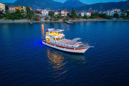 Hire Gulet Luxury Gulet with a capacity of 8 people 2023 Fethiye