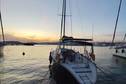 Hire Sailboat Dromor Apollo 12 Athens