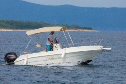 Hire Motorboat BLUMAX 550 OPEN Malinska