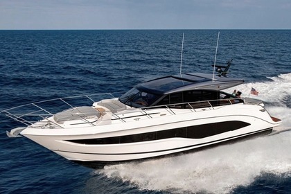 Hire Motorboat Princess V 55 Saint-Tropez