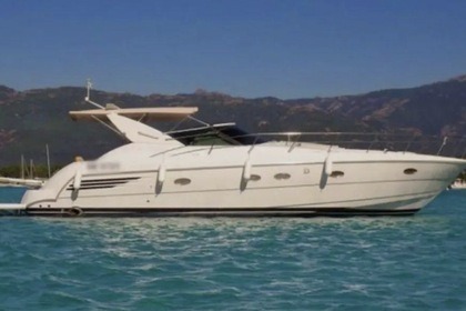 Charter Motorboat Trojan Carver Express 440 Terracina