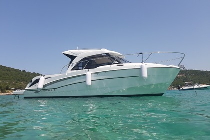 Miete Motorboot Beneteau ANTARES 8 OB Sukošan