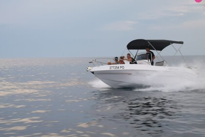 Verhuur Motorboot Nautitech Blueline 19 Poreč