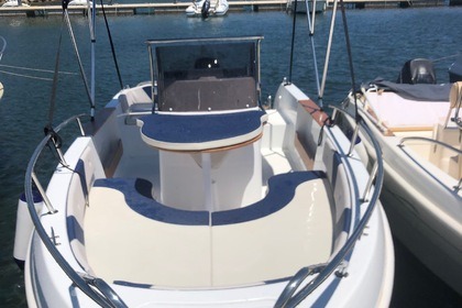 Charter Boat without licence  Italmar open 19 Palau