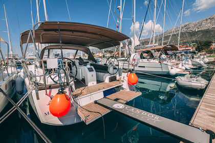 Miete Segelboot Jeanneau Sun Odyssey 410 Kaštel Gomilica