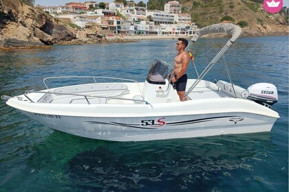 Hire Boat without licence  Trimarchi 53s Palamós