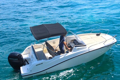 Rental Motorboat Quicksilver Activ 605 Sundeck Antibes