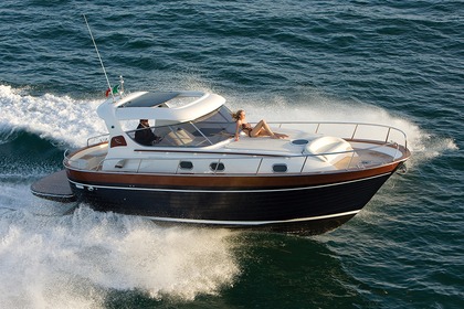 Rental Motorboat Apreamare 38 Comfort Pula