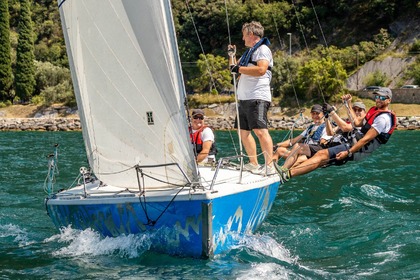 Noleggio Barca a vela Asso99 Asso99 Malcesine